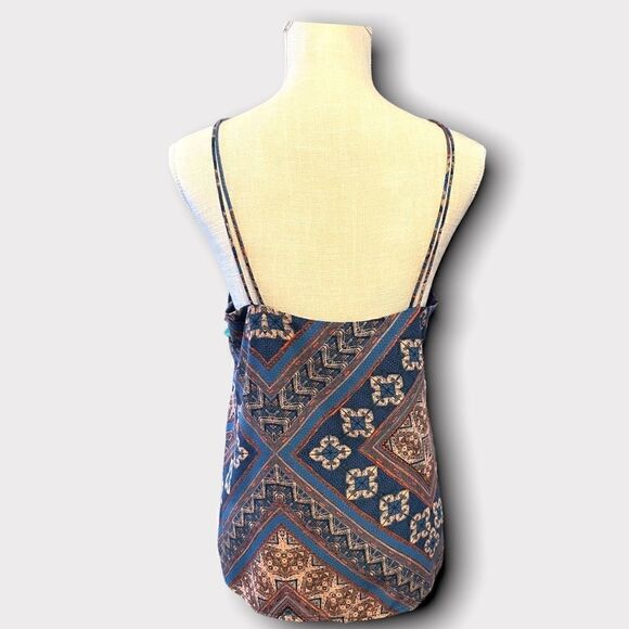 Skies Are Blue | EUC Double Strap Cami Tank Size S Small - Picture 5 of 7